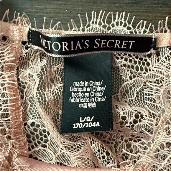 Victoria's Secret Pink Lace Chemise vintage #A21 - Picture 2 of 3